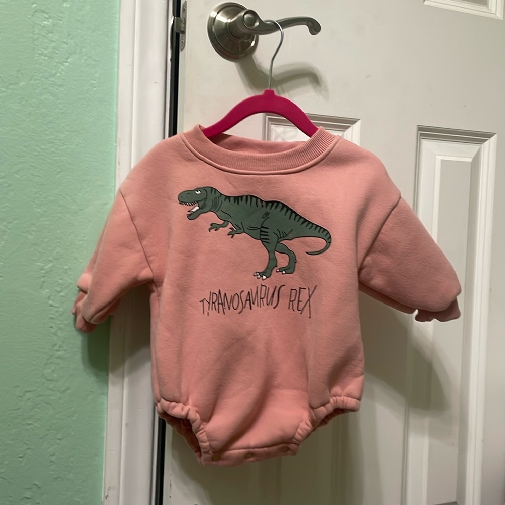 Miniolie tyranosauraus Rex sweater onesie